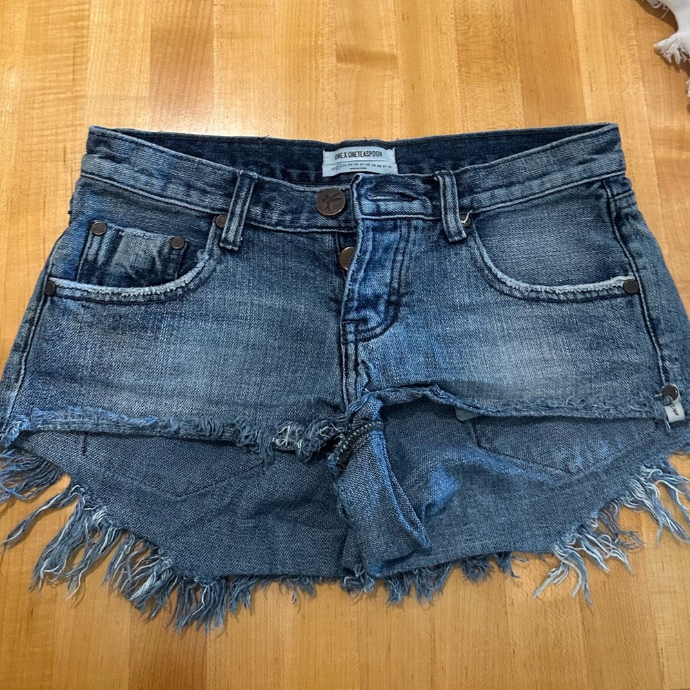 One teaspoon bonitas size 23